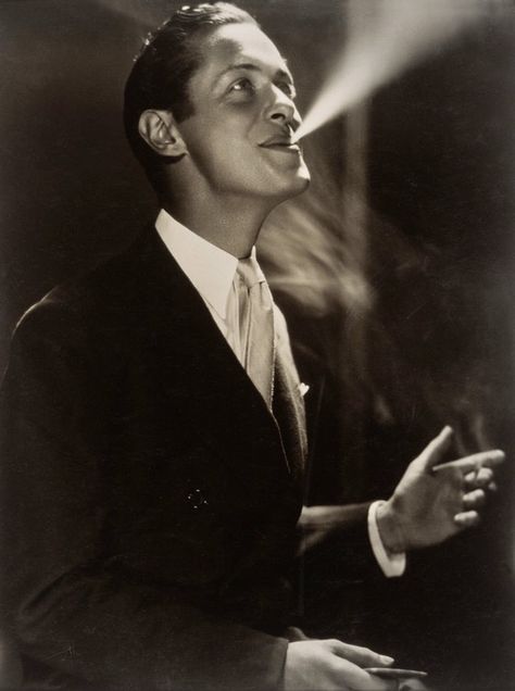 Robert Montgomery c. 1931 photo by George Hurrell Hollywood Photography, Robert Montgomery, George Hurrell, Elegant Man, Golden Age Of Hollywood, Golden Age, Hollywood, Photography, Fictional Characters