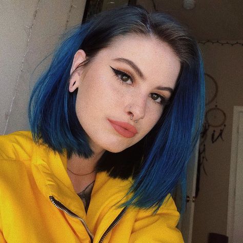 Short Blue Hair, Navy Blue Hair, Yellow Hair, Halloween Hair, Dye My Hair, Hair Inspo Color, Short Bob Hairstyles, Coraline, Aesthetic Hair