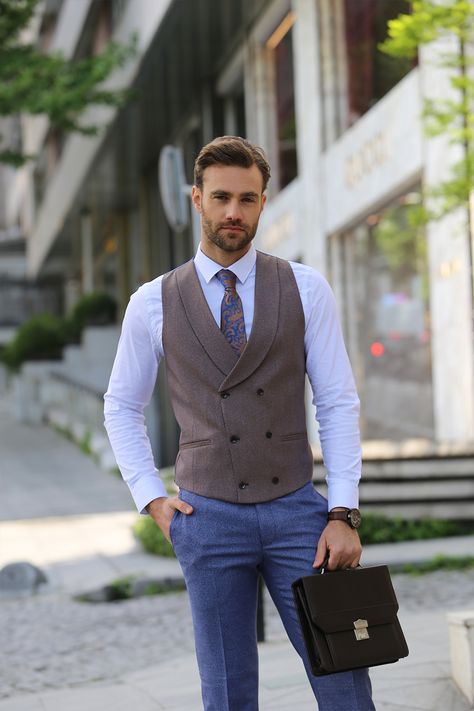 Waste Coat For Men, Corporate Attire For Men, Lawyer Attire, Suit Vest Outfits, Vest Outfits Aesthetic, Man Vest, Waistcoat Designs, Waistcoat Fashion, Types Of Suits