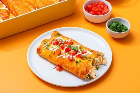 Egglife | chicken enchiladas Egg White Wrap Recipes, Egglife Wrap Recipes, Virta Recipes, Egg White Wraps, Low Carb Enchiladas, Egg Whites Wrap, Wraps Recipes, Low Carb Gluten Free Recipes, Lean Protein Meals