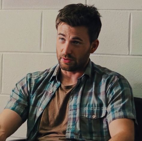 gifted movie frank adler aesthetic icons Frank Adler, Chris Evans Gifted, Candace Parker, Hot Hero, Christopher Evans, Dawn Of Justice, Chris Evans Captain America, Batman V, Attractive Guys