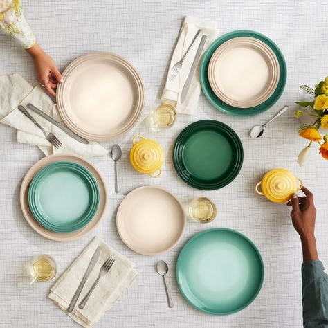 News alert! Elevate your dining experience with this special offer on our stunning dinnerware 🍽️✨ It's the perfect time to upgrade your table settings and entertain in style 🌟 Le Creuset Table Setting, Le Creuset Stoneware, Le Creuset, Dining Experiences, Dining Experience, Special Offer, Table Setting, Mix And Match, Stoneware