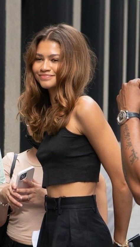 Mode Zendaya, Zendaya Hair, Zendaya Outfits, Zendaya Style, Zendaya Coleman, Emma Watson, Hair Looks, Favorite Celebrities, Balayage