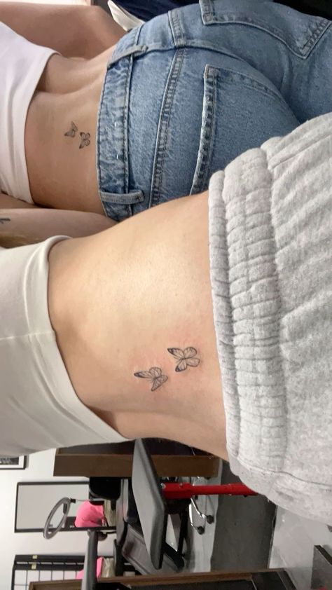 Cute Matching Butterfly Tattoos, 3 Sister Matching Tattoos, Bff Simple Tattoos, Matching Butterflies Tattoos, Tattoo Ideas Female Meaningful Matching, Best Friend Tattoos Collar Bone, Cute Small Tattoos Best Friends, Cute Small Friendship Tattoos, Minimalist Matching Tattoos Trio