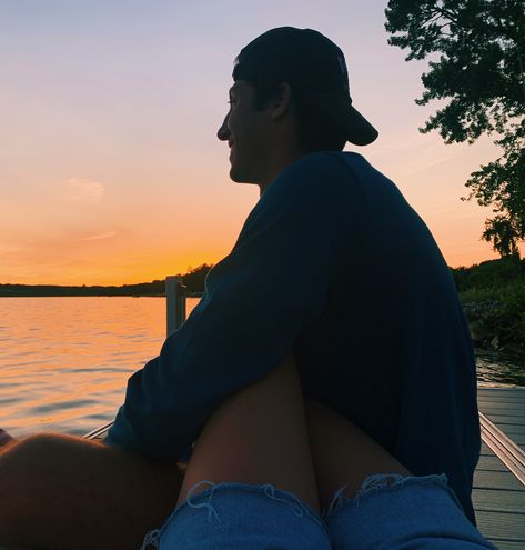 #sunset #couple #lake #lakelife #boyfriend Lake Boyfriend Pictures, Lake Couple, Cute Couple Pics At The Lake, Lake Pictures With Boyfriend, Couple Lake Pictures, Lake Couple Aesthetic, Lake Photos With Boyfriend, Lake With Boyfriend, Summer Instagram Pictures