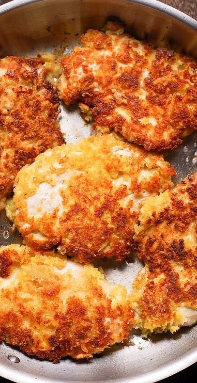 Easy Pan-Seared Chicken Fried Boneless Chicken Breast, Fried Breaded Chicken, Fried Chicken Breast Recipe, Pan Fried Chicken Breast, Easy Fried Chicken, Fried Chicken Cutlets, Chicken Boneless Breast Recipes, Breaded Chicken Recipes, Chicken Cutlet Recipes