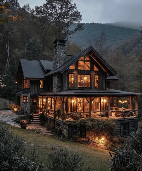 Rustic Cabin Exterior, Mountain Dream Homes, Mountain Home Exterior, Lodge House, Barn Style House Plans, Cabin Exterior, Beautiful Home Designs, Virginia Homes, Log Cabin Homes