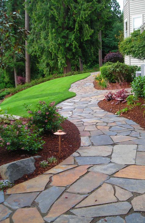 Add Curb Appeal with These Ideas! • Queen Bee of Honey Dos Garden Design Pictures, Northwest Landscaping, Flagstone Walkway, Landscape Design Ideas, Backyard Walkway, Walkway Landscaping, Walkway Design, Flagstone Patio, Stone Walkway