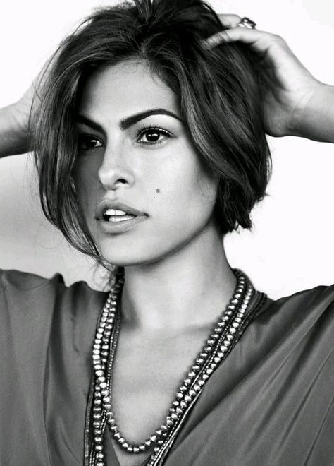 Eva Mendes Eva Mendez, Vanessa Bell, Dramatic Hair, Soft Dramatic, Eva Mendes, Female Celebrities, Famous Women, Girl Crushes, Famous Faces