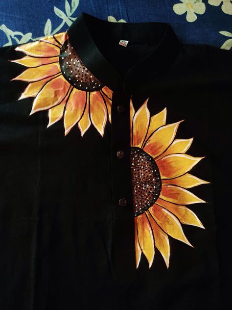 Painting On Black Shirt, Fabric Painting On Kurti Design, Fabric Painting Designs For Kurtis Neck, Fabric Paint Shirt Ideas Design, Panjabi Handpaint Design, Kurti Painting Ideas, Hand Paint Panjabi For Men, Hand Painted Panjabi Design For Men, Fabric Painting On Clothes T Shirts