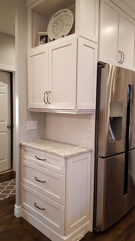 Built In Refrigerator, Kitchen Pantry Cabinets, White Kitchen Design, Pantry Cabinet, Kitchen Redo, Kitchen Cabinet Design, Kitchen Remodel Idea, Kitchen Layout, Kitchen Pantry