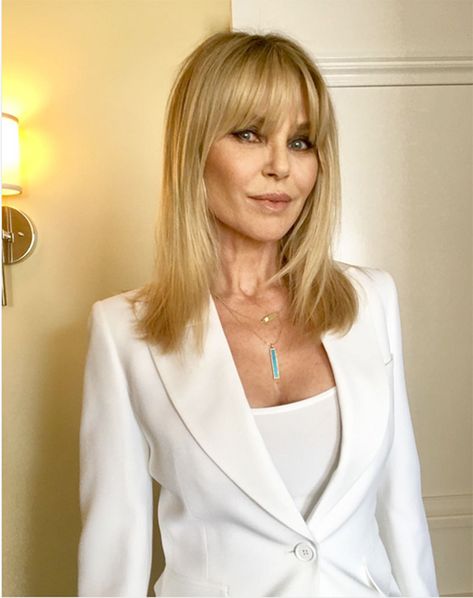 Christie Brinkley Has Bangs! See Her New Look Curtain Bangs Older Women, Christy Brinkley Hair, Christie Brinkley Hair, Buoyant Spring, Christie Brinkley Style, Stilettos Heels, Elegante Y Chic, How To Cut Bangs, Christie Brinkley