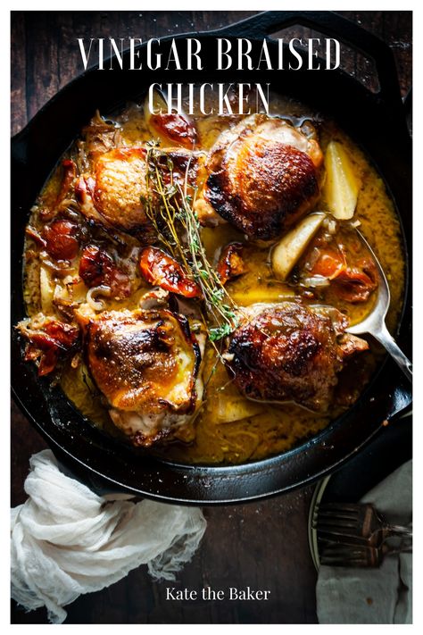 Braised Chicken Recipes, Chicken Crisps, Vinegar Chicken, Braised Chicken Thighs, Main Course Dishes, Crispy Pork, Braised Chicken, Braised Beef, Chicken Dishes Recipes