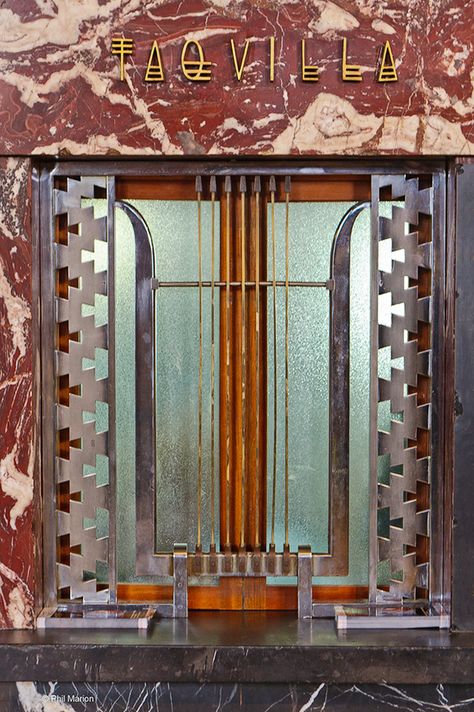 All sizes | taquilla, art deco ticket booth - Palacio de Bellas Artes, Mexico City | Flickr - Photo Sharing! Streamline Architecture, Art Deco Entrance, Art Deco Window, Art Deco Doors, New Art Deco, Art Deco Accessories, Abstract Posters, Ticket Booth, Ticket Office