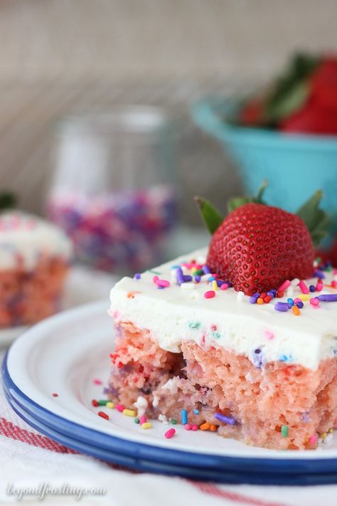 This Strawberry cake is soaked with sweetened condensed milk and topped with Funfetti whipped cream. The marriage of strawberry and Funfetti has never been so mouthwatering! I must be having a serious stroke of luck lately. Some major things are happening over here, but I can quite share them with you just yet. One things … Funfetti Poke Cake, Strawberry Funfetti Cake, Strawberry Poke Cake Recipe, Strawberry Poke Cake, Beyond Frosting, Coconut Poke Cakes, Strawberry Poke Cakes, Poke Cake Recipe, Funfetti Cake Mix