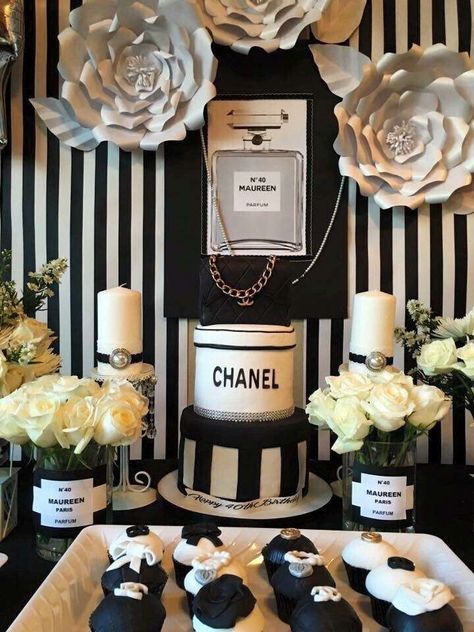 Chanel Birthday Theme, Chanel Birthday Party Ideas, Chanel Birthday Party Decoration, Coco Chanel Birthday Party, Chanel Inspired Party, Coco Chanel Birthday, Chanel Baby Shower, Coco Chanel Party, Chanel Birthday Party