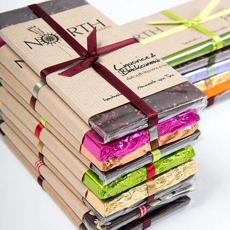 lovely flavours from North Chocolates Chocolate Business Ideas, Diy Chocolate Bars, Chocolate Box Packaging, Chocolate Bar Design, Homemade Chocolate Bars, Chocolate Bar Wrapping, Haldi Decor, Personalized Chocolate Bars, Chocolate Candy Recipes