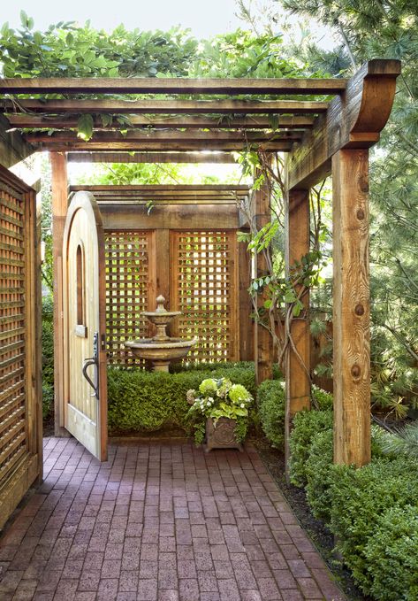 8 Lessons on Stretching a Small Yard - This Old House Backyard Ideas For Small Yards, Garden Design Layout, This Old House, Backyard Garden Design, Small Yard, Pergola Patio, Small Backyard Patio, Small Backyard Design, Garden Structures