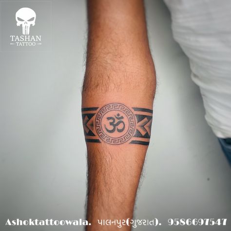 TashanTattoo
AshokTattooWala
S.20. Tirupati plaza
Opp. New bus stand
Near gd modi collage
Palanpur (gujrat)
9586697547
9687533310 Om Band Tattoo Design, Om Arm Band Tattoos For Men, Om Band Tattoo, Hand Band Tattoo, Tattoo Arm Band, Poked Tattoo, Band Tattoos For Men, Wing Tattoo Men, Tooth Tattoo