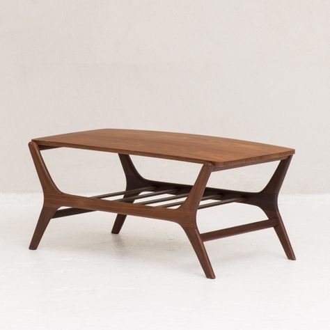 For sale: Teak & formica Coffee table by Louis van Teeffelen for Wébé, 1950s 1950s Coffee Table, Om Kalthoum, Mid Century Interior Design, Mid Century Interior, Coffee Table Vintage, Tea Table, Vintage Design, Century Modern, Teak