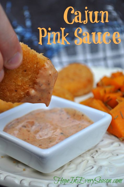 Classical Homemaking:  Cajun Pink Sauce for Dipping Summer Snacks #SummerSauce #cbias Pink Sauce Recipe, Dipping Sauce Recipes, Pink Sauce, Remoulade Sauce, Dipping Sauces Recipes, Cajun Food, Cajun Cooking, Recipes Vintage, Louisiana Recipes