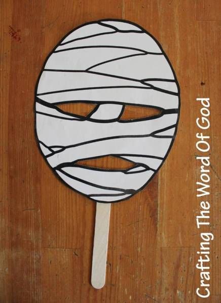 Lazarus Mask « Crafting The Word Of God Jesus Miracles, Starověký Egypt, Jesus Birth, Children's Church Crafts, Miracles Of Jesus, Christmas Giveaway, Bible Story Crafts, Christ Centered Christmas, Sabbath School