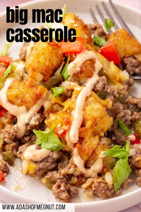 Looking for an easy, gluten-free dinner that combines familiar flavors in a new way? Try this Big Mac Casserole! It's a one-dish wonder that replicates the taste of a classic Big Mac, without the bun. Lean ground beef, onion, and special seasonings blend perfectly with a layer of gluten-free Thousand Island dressing. The crispy tater tots on top add a playful twist, while shredded cheddar cheese provides gooey richness. It's a versatile dish that's great for weeknights or entertaining. Tater Tot Big Mac Casserole, Big Mac Casserole With Tater Tots, Tater Tot Casserole With Ground Beef, Big Mac Tater Tot Casserole, Big Mac Bites, Big Mac Casserole, Meal Packaging, Beef Casseroles, Tator Tots