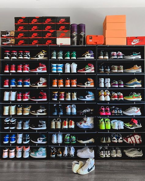 #bruceha on Instagram: “Some have bookshelves i have shoeshelves ...#shoeshelves  it makes it easier to pick what to wear for the day.... the new sneaker wall by…” Sneaker Head Closet, Sneaker Closet, Sneakerhead Room, Sneaker Displays, Sneakers Wallpaper, Closet Shoes, Shoe Room, Inspiration Wallpaper, Shoes Wallpaper