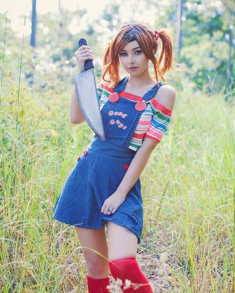 Chucky (Child's Play) by Amy Thunderbolt Diy Chucky Costume, Chucky Outfit, Kotobukiya Bishoujo, Horror Cosplay, Chucky Costume, Trendy Halloween Costumes, Trendy Halloween, Cute Cosplay, Best Cosplay