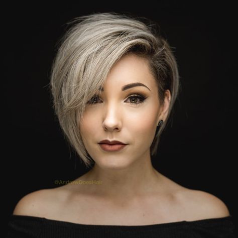 81.2k Followers, 510 Following, 1,860 Posts - See Instagram photos and videos from Chloé Brown || ShortHair (@chloenbrown) Short Hairstyles For Girls, Girls Short Haircuts, Hairstyles For Girls, Choppy Hair, Very Short Hair, Girl Haircuts, Pixie Bob, Short Blonde, Trending Hairstyles