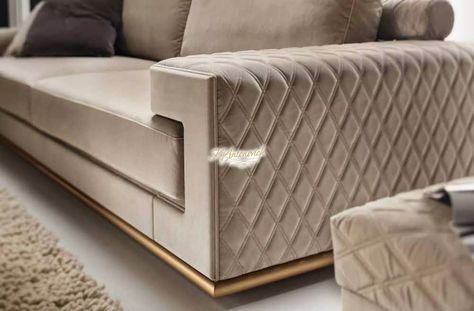 Modern Italian Living Room, Sofa Design Living Rooms Luxury, Italian Furniture Living Room, Sofa Design Living Rooms, Italian Sofa Designs, Italian Living Room, Italian Living, Luxury Furniture Sofa, Corner Sofa Design