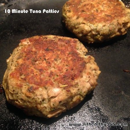 10 minute easy tuna patties.50 Tuna Paddies, Tuna Patties Easy, Baked Tuna, Tuna Patties Recipes, Tuna Patties, Tuna Cakes, Patties Recipe, Herbs Spices, Tuna Recipes