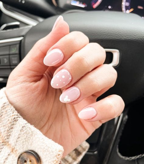 Nail Ideas Disney, Disney Nail Ideas, Disney Gel Nails, Disney Princess Nail, Simple Disney Nails, Disney Manicure, Disney World Nails, Disney Princess Nails, Disneyland Nails