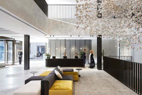 MoreySmith Revamps London’s Henrietta House for Hybrid Work | Azure Magazine Central Cafe, Living Green Wall, University Style, Renewable Sources Of Energy, Concrete Structure, Office Snapshots, Room With Plants, Private Dining, Real Estate Services