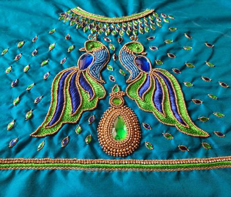 https://youtu.be/lDOdoAggF0E Video link Peacock Blouse Designs, Blouse Drawing, Peacock Embroidery Designs, Bridal Blouses, Aari Designs, Maggam Works, Blouse Embroidery, Simple Embroidery Designs, Aari Embroidery