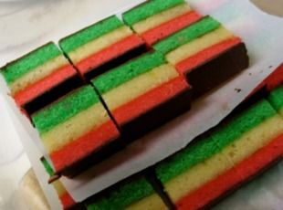 Italian Rainbow Cookies Recipe | Just A Pinch Recipes Rainbow Cookies Recipe, Italian Rainbow Cookies, Italian Sweets, Kek Lapis, Italian Christmas Cookies, Italian Cookie Recipes, Italian Pastries, Rainbow Cookies, Italian Christmas