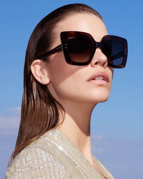 Jimmy Choo on Instagram: “A fresh outlook comes guaranteed when you’re wearing our super-sized AURI frames - as modelled by @realbarbarapalvin #JimmyChoo…” Jimmy Choo Glasses, Browline Sunglasses, Social Media Specialist, Jimmy Choo Gold, Digital Marketing Seo, Black Aviator Sunglasses, Gradient Brown, Media Specialist, Jimmy Choo Sunglasses