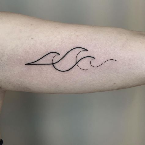 Sine Wave Tattoo, Surf Tattoos For Women, Iliad Tattoo, Surf Tattoos, Bear Claw Tattoo, Ocean Wave Tattoo, Simple Wave Tattoo, Bali Tattoo, Surf Tattoo