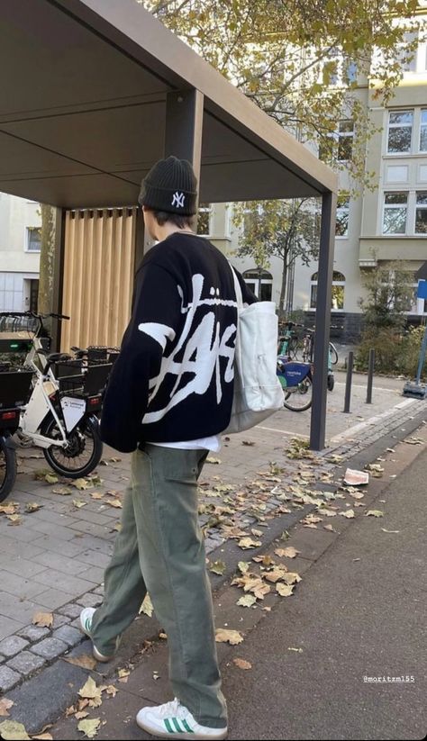 Stussy Outfit Men Street Styles, Stussy Mens Outfit, Stussy Sweater Outfit, Stussy Outfit Men, Jumper Outfit Men, Stussy Knit, Stussy Outfit, Korea Fits, Stussy Sweater