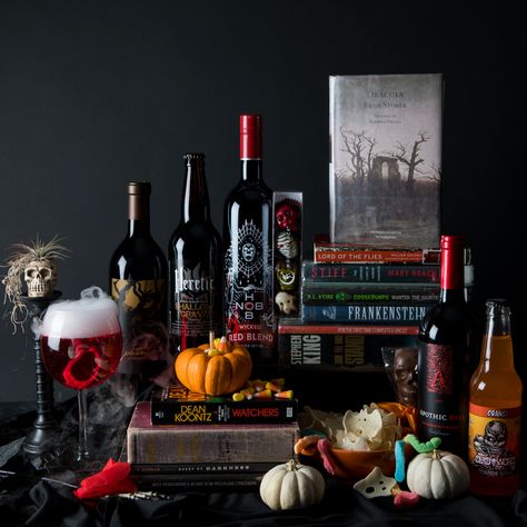 Book Club Pairings: Horror — Trick or treat? Why not both! Make your October Boo(k) Club scary good with spine-tingling stories, wicked wines and spooky snacks like these. Eat Pray Love Book, October Book Club, Book Club Snacks, Book Club Food, Treats For Halloween, Spooky Snacks, The Nugget, Bram Stoker's Dracula, Eat Pray Love