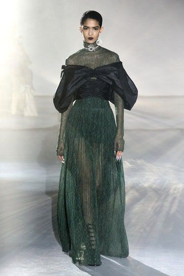 Nyfw 2023, Fall 2023 Ready To Wear, Star Wars Fashion, 2023 Ready To Wear Collection, 2023 Ready To Wear, Middle Age Fashion, Nova York, Trend Report, Fashion Images