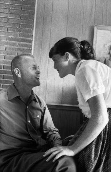 John Glenn, Famous Moms, Alfred Eisenstaedt, Father Daughter Relationship, Father And Baby, Father's Day Specials, Hometown Heroes, Historical Pictures, Life Pictures