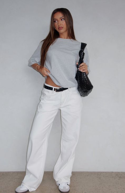 The Bring The Style Low Rise Wide Leg Jeans Off White. Head online and shop this season's latest styles at White Fox. Express delivery and AfterPay available. Long White Jeans Outfit, Baggy White Jeans Outfit, White Baggy Jeans Outfit, White Pants Summer Outfit, Wide Leg White Jeans Outfit, White Wide Leg Jeans Outfit, Low Rise White Jeans, Outfits With White Jeans, White Baggy Jeans