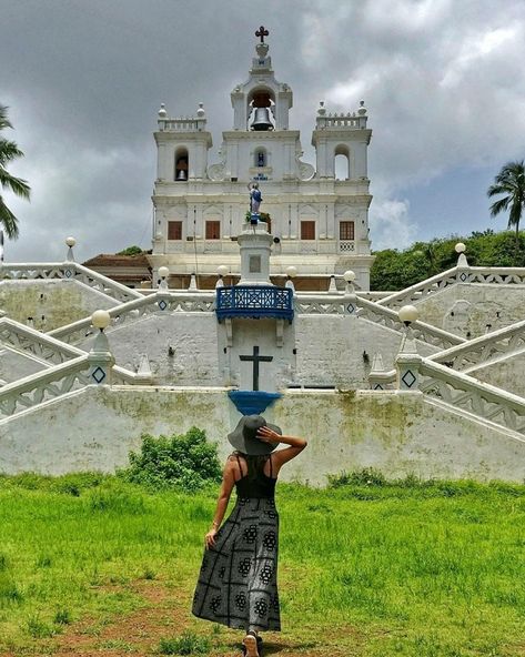 free trip to the most beautiful church in Goa Goa Poses, Goa Beaches Photography, Creative Beach Pictures, Goa Beaches, Beaches Photography, Goa Travel, Photography Indian, Travel Pose, Vacation Photography