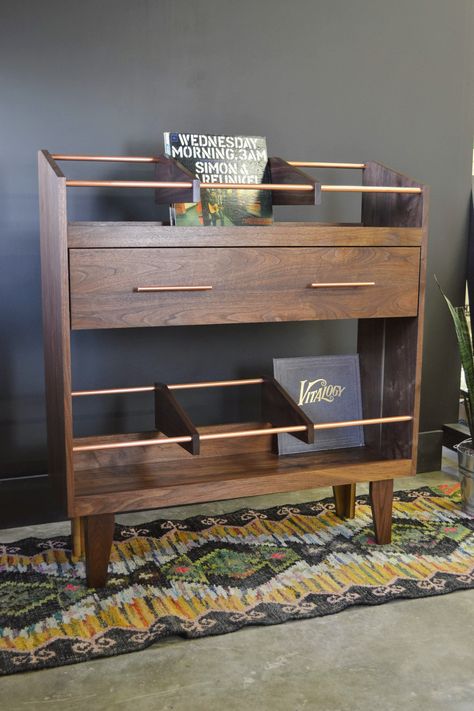 forward facing record storage / handcrafted in solid walnut by divider records ; jasom and brit prather Record Cabinet Diy, Record Holder Diy, Vynal Record Storage, Record Holder Ideas, Diy Record Storage, Record Station, Records Display, Vinyl Record Storage Diy, Vinyl Bar