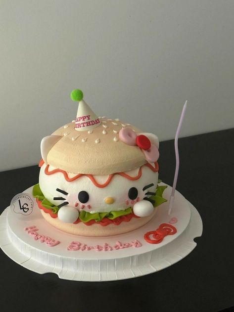 Sanrio@ Birthday Cakes For 15th Birthday, Hello Kitty Strawberry Cake, Hello Kitty Baking, Bolo Taylor Swift, Tort Hello Kitty, Bolo Da Hello Kitty, Kawaii Cake, Kitty Birthday Cake, Hamburger Cake