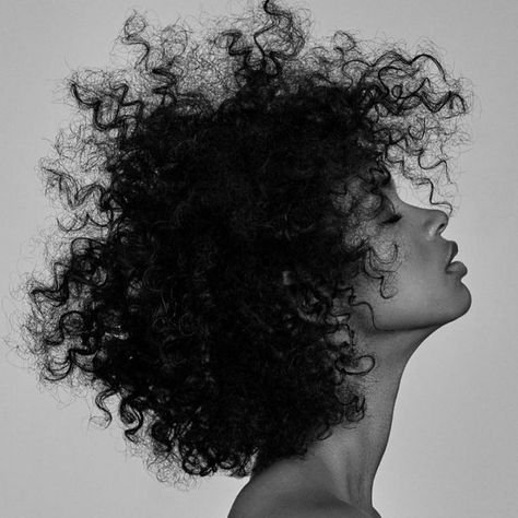 Smooth And Shiny Hair, Hair Photography, Editorial Hair, Model Inspo, Beauty Shoot, Black And White Portraits, The Hype, Hair Photo, Hair Serum