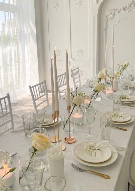 Aesthetic Dining Table Setup, White Dining Table, Table Setting Decor, Serving Table, Birthday Planning, Table Set Up, Event Supplies, Table Setup, Table Arrangements