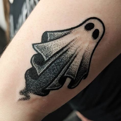 Happy little ghost for Mary! 👻 #ghosttattoo #spookytattoo #summitplacekia #puremichigan #dots #tattoo Creepy Tattoo Ideas, Tato Tradisional, Female Tattoos, Ghost Tattoo, Men Tattoos, Creepy Tattoos, Tattoos For Black Skin, Spooky Tattoos, Halloween Tattoo