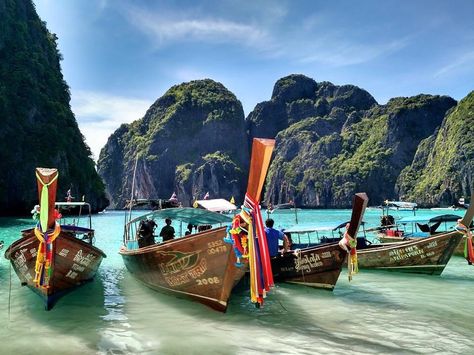 Phi Phi Island, Thailand. @adapp photo credit Thailand Wallpaper, Wallpaper Laptop, Cebu City, Phi Phi Island, Mac Wallpaper, Boracay, Komodo, Gap Year, Krabi